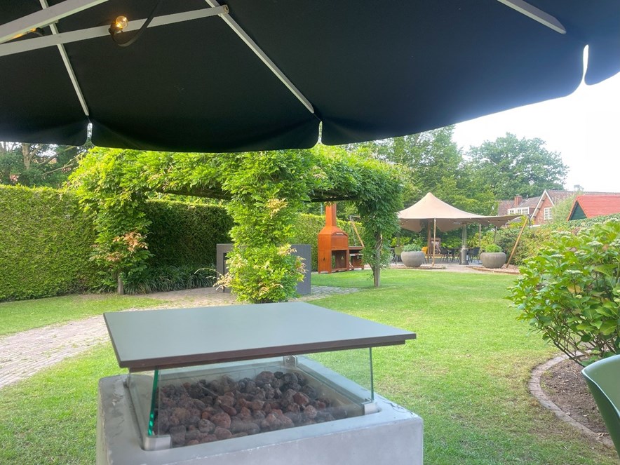 Terras bij 't Lansink