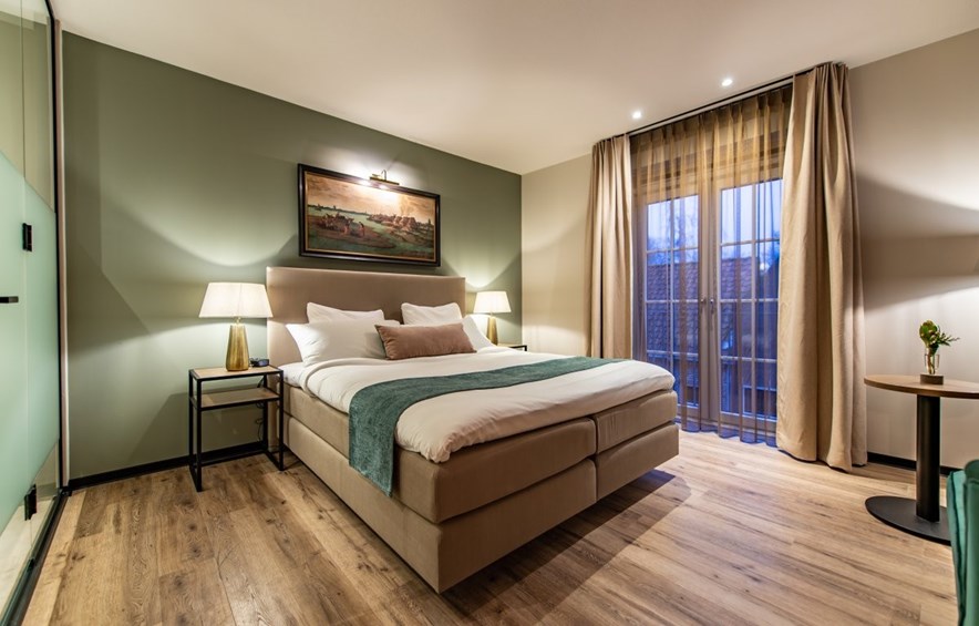 Hotelovernachting Mondragon