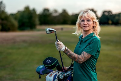 Avondgolfer Lonneke