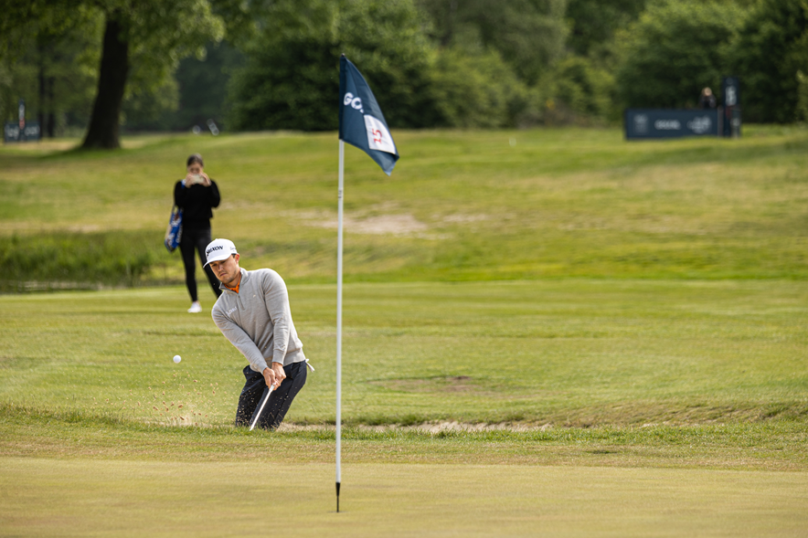 Challenge Trophy: Vince van Veen chipt